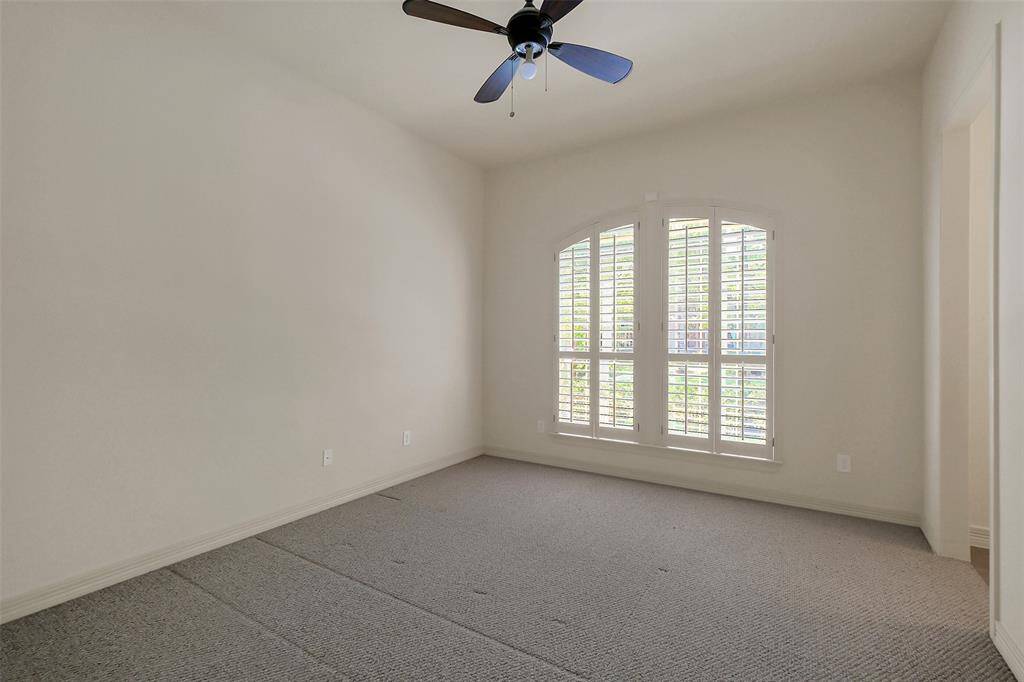 Second secondary bedroom.