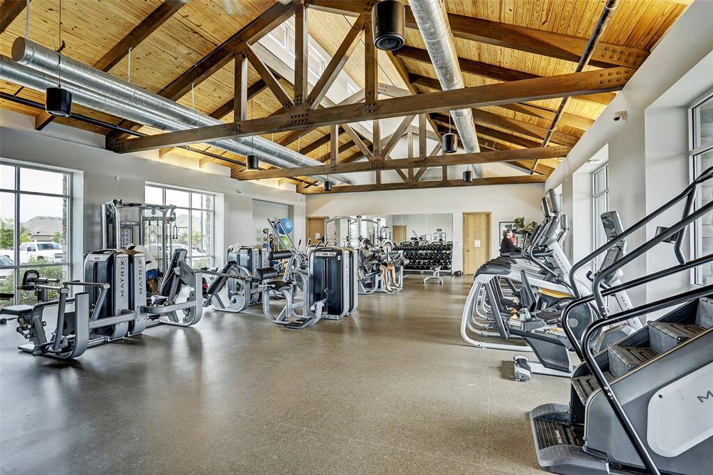 You will have access to five free classes a week, including Yoga, Boot Camp, Zumba, Strength & Conditioning. Harvest Green a dedicated  has a full time Fitness Director!