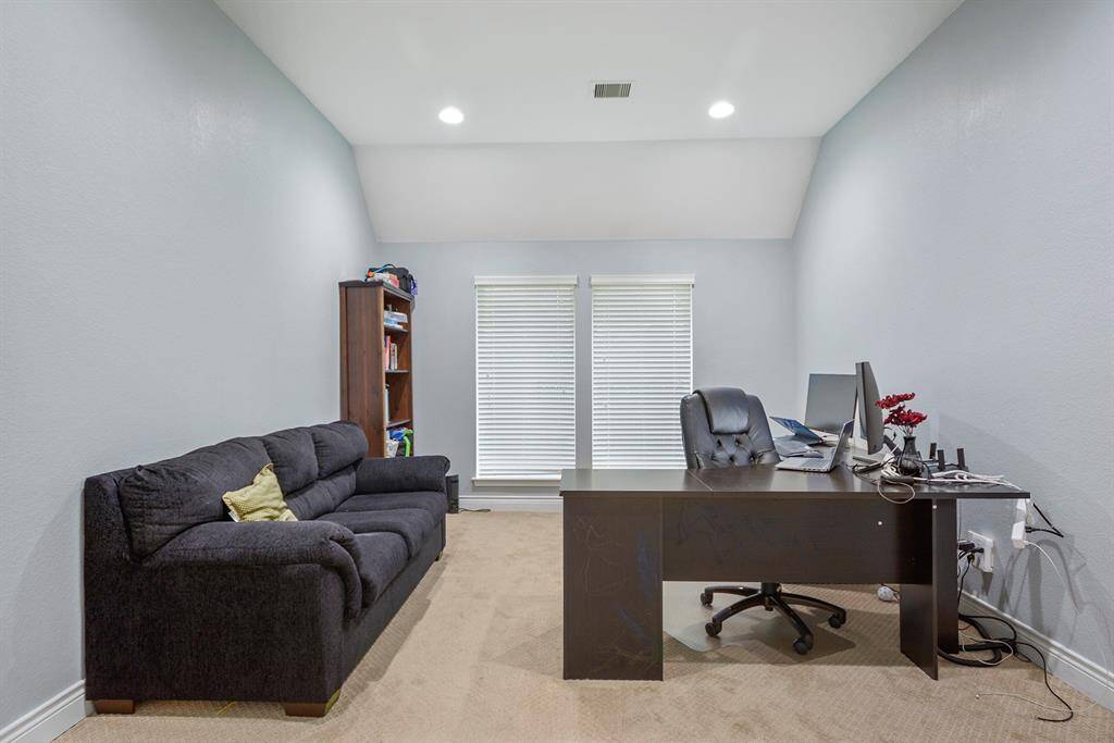 The versatile room offers so much flex space great area for guest retreat as well.