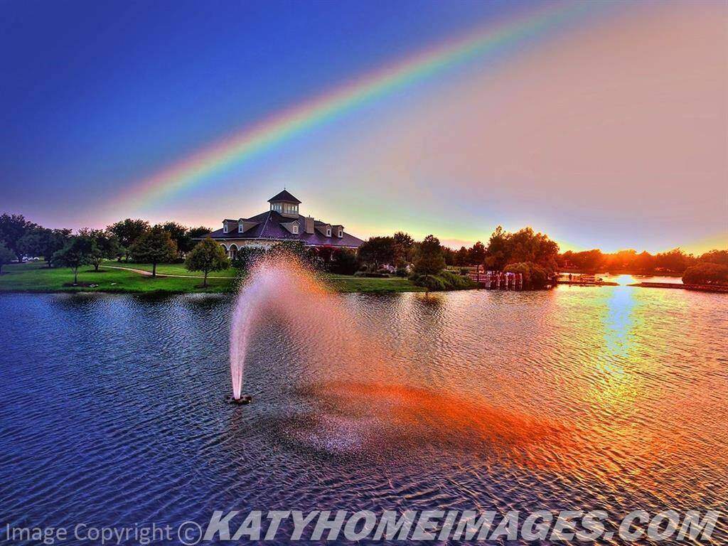 Beautiful views throughout the Neighborhood.