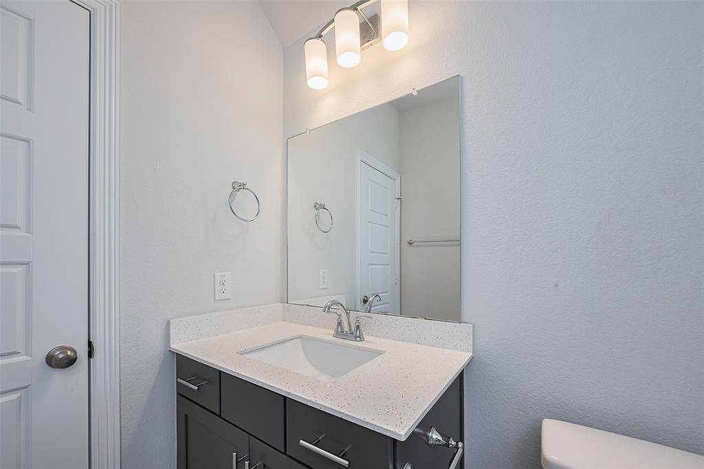 3rd bathroom upstairs for bedrooms 3 & 4.