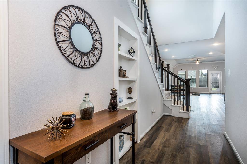 Open the door to this fabulous home! It is light and bright with natural sunlight flowing throughout the space creating a warm and inviting space!