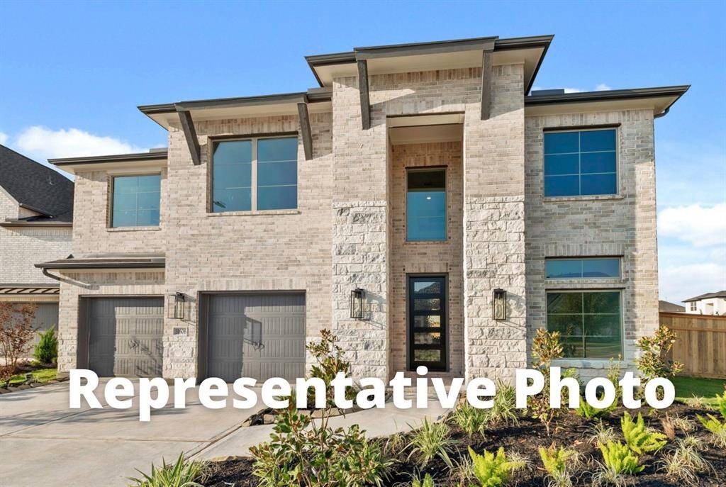 Westin Homes NEW Construction (Avery II, Elevation A) CURRENTLY BEING BUILT. Two story cul-de-sac lot. 4 bedrooms. 3.5 baths. Family room, informal dining room, and study. Spacious island kitchen open to family room. Primary suite with large double walk-in closets. Three bedrooms, spacious game room, and media room on second floor. Covered patio and attached 2-car garage.
