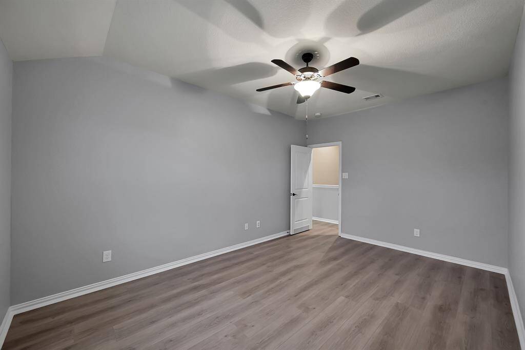 Alternate View of Bedroom 2 upstairs