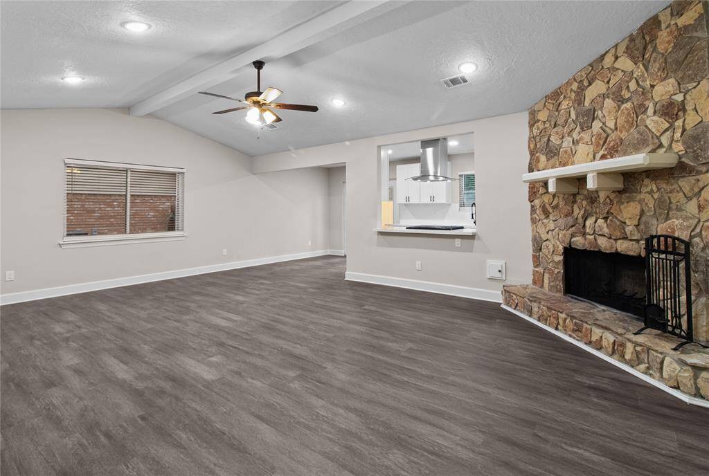 Your view upon entry - let's see the rest of the home