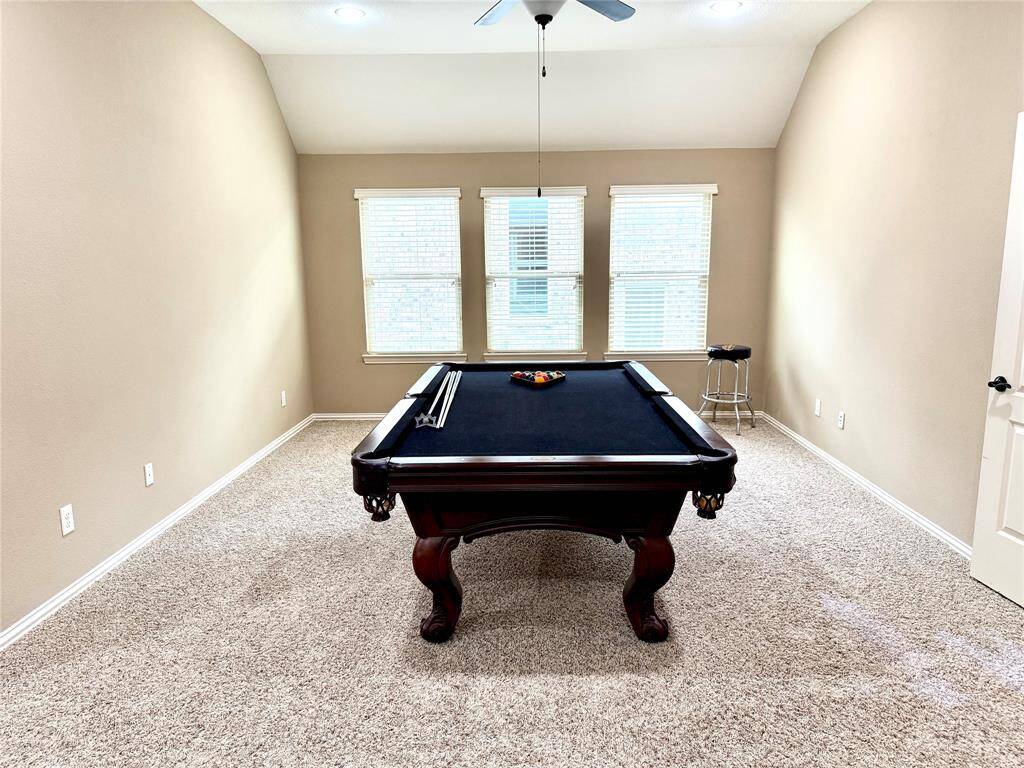 Bright, open space is great for entertaining
