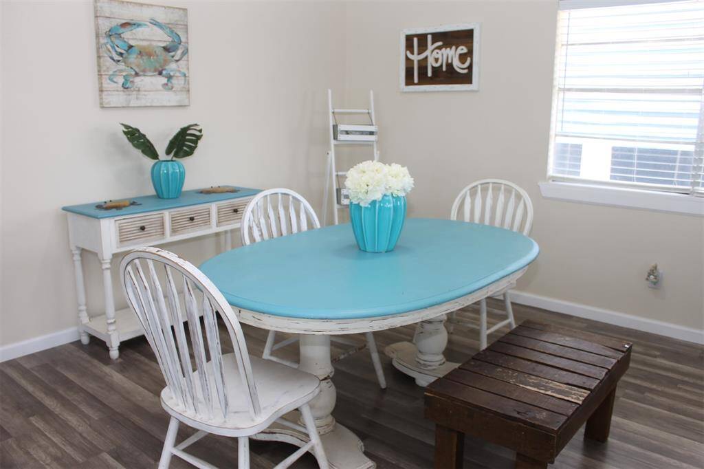 Dining room can accommodate your guests