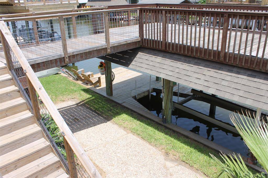 New stairs, party deck