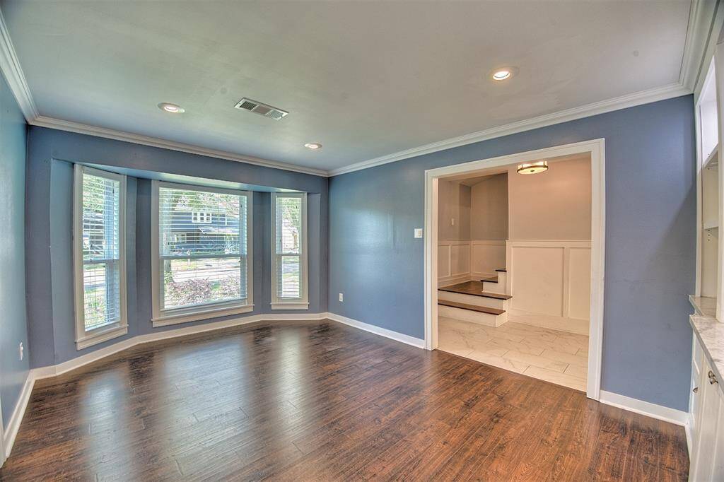 The dining area provides great window and its large enough for most tables. It is attached to a secondarily living area.