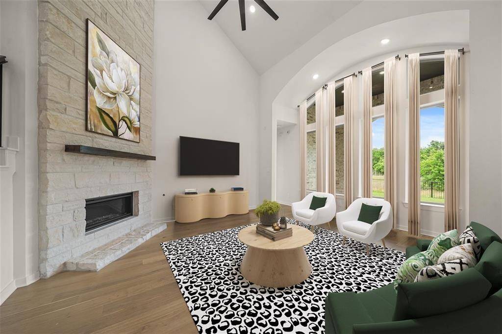 FURNITURE NOT INCLUDED - FOR VISUAL PURPOSE ONLY