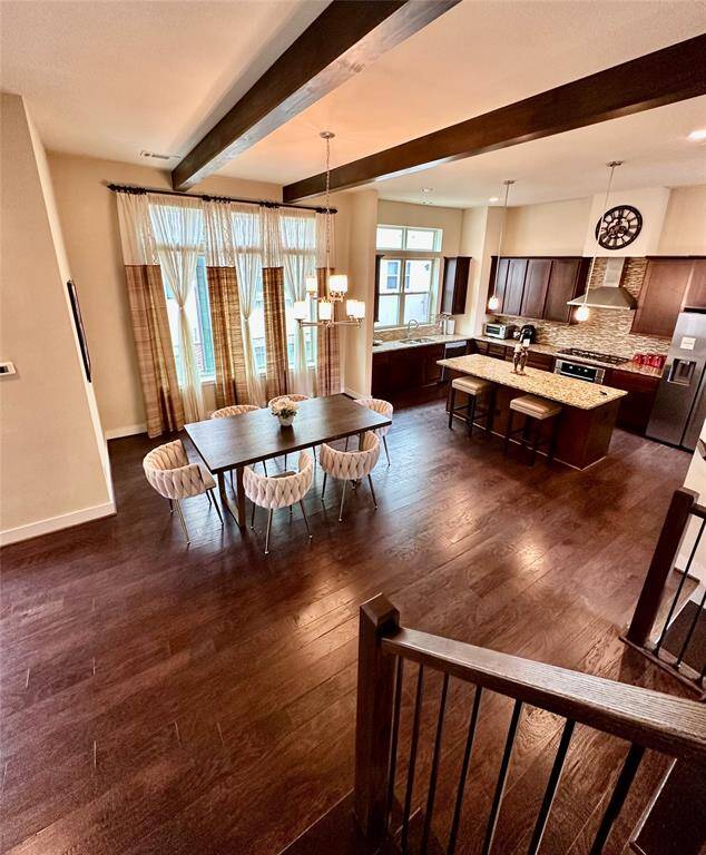 12' ceilings and loads of natural light - Living/dining room combo