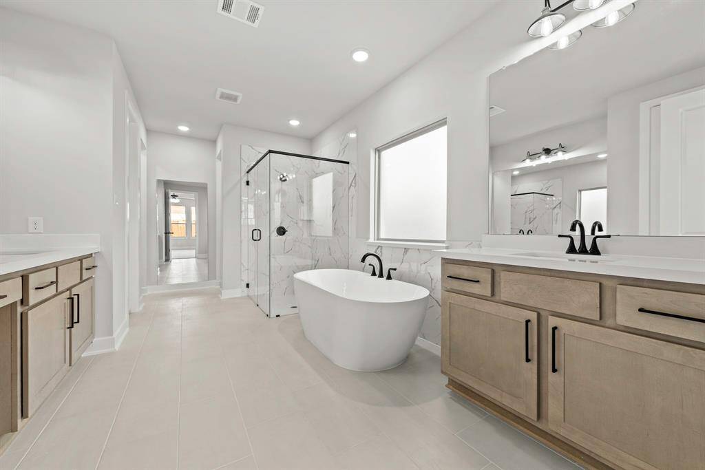 Representative photo. Home under construction. Design selections and colors may vary.