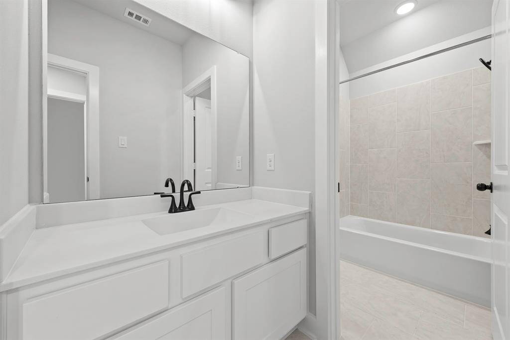 Representative photo. Home under construction. Design selections and colors may vary.