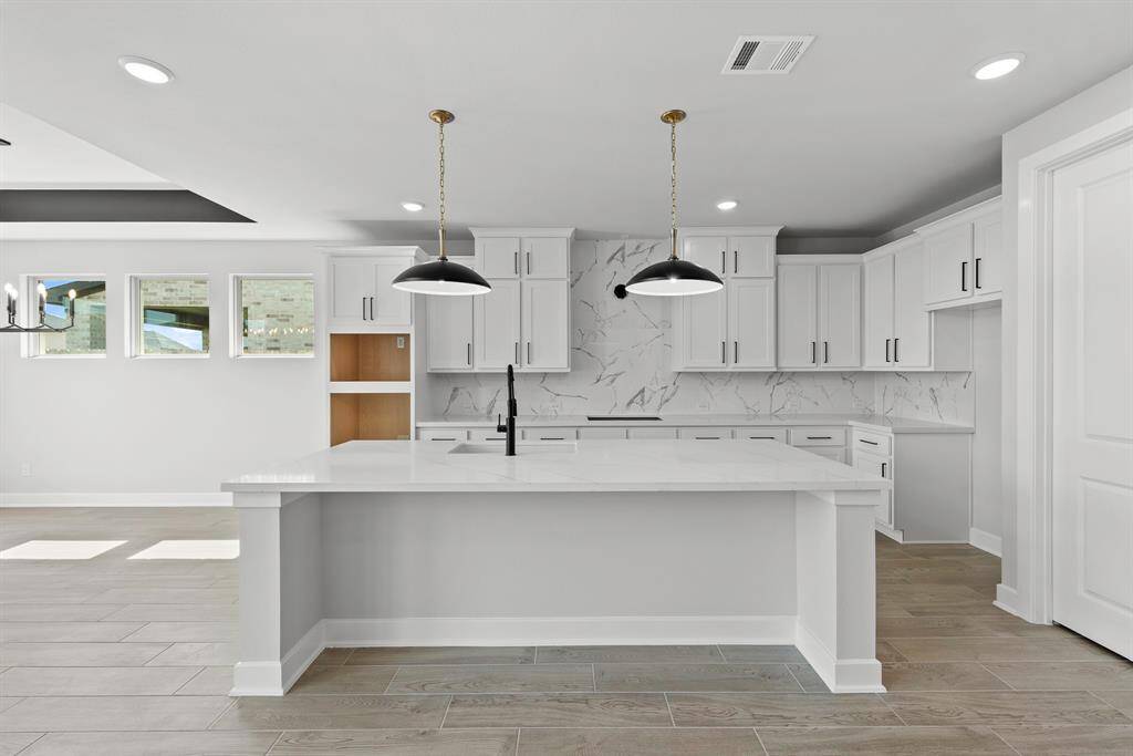 Representative photo. Home under construction. Design selections and colors may vary.