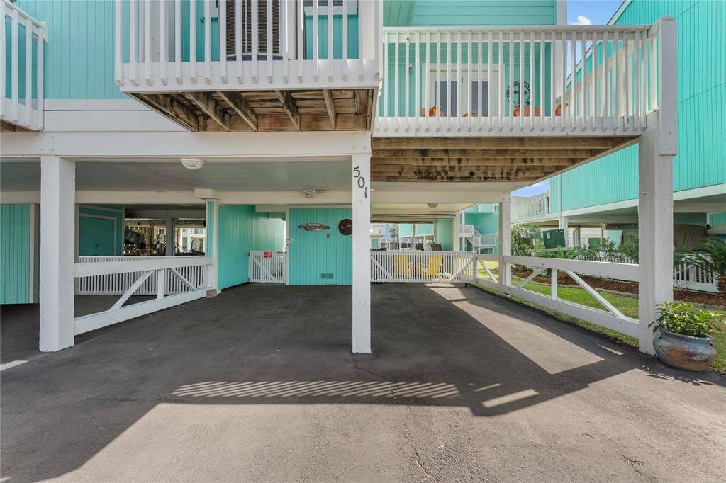 2 car port spaces