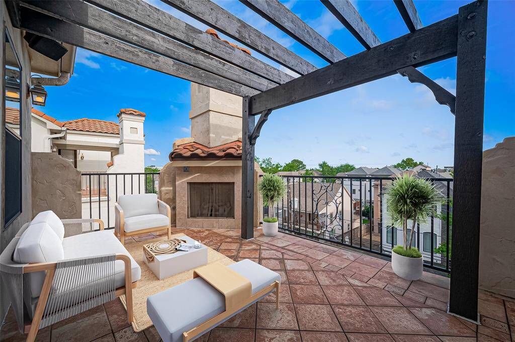 4th Floor Terrace virtually staged