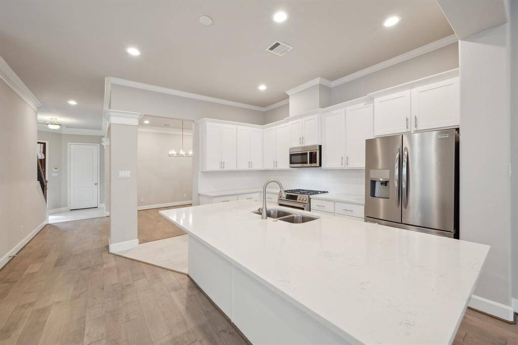 Oversized kitchen island