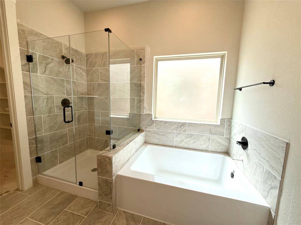 The modern finishes and thoughtful design elements—like the spacious layout and clean lines—bring a fresh, inviting vibe that makes you feel right at home.