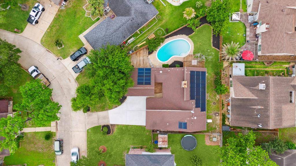 Ariel view, roof replaced 2018!