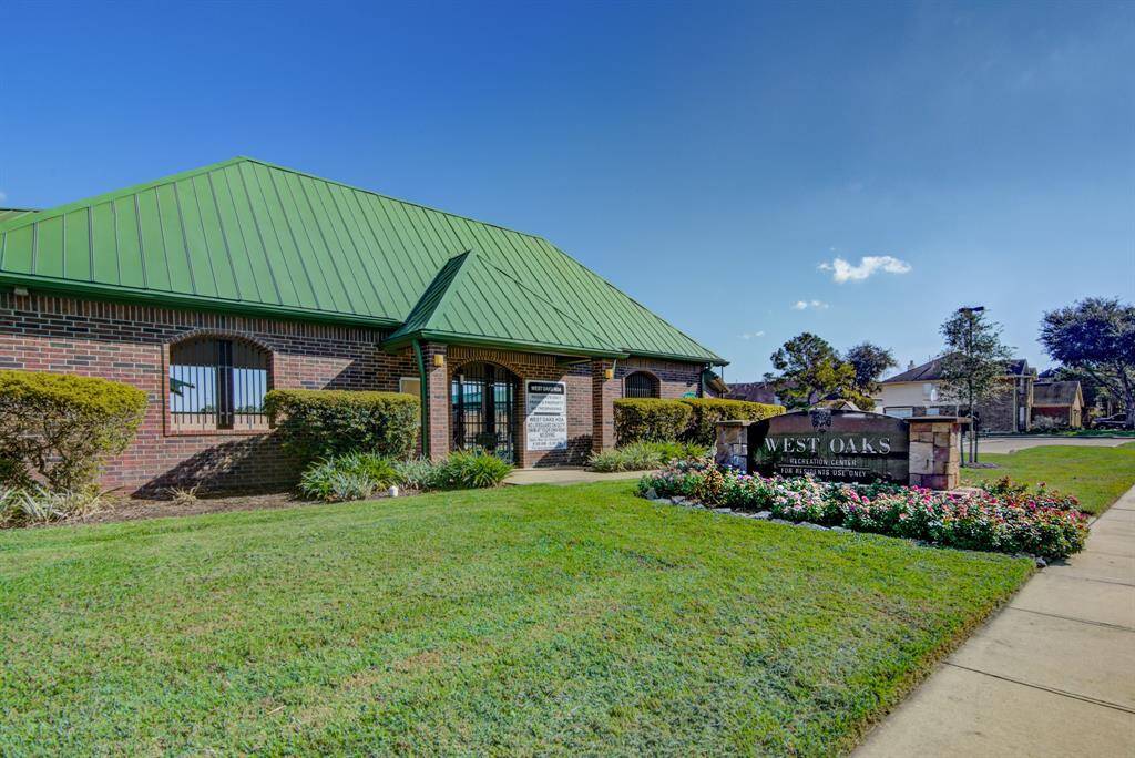 West Oaks Community has a swimming pool to enjoy all summer long.