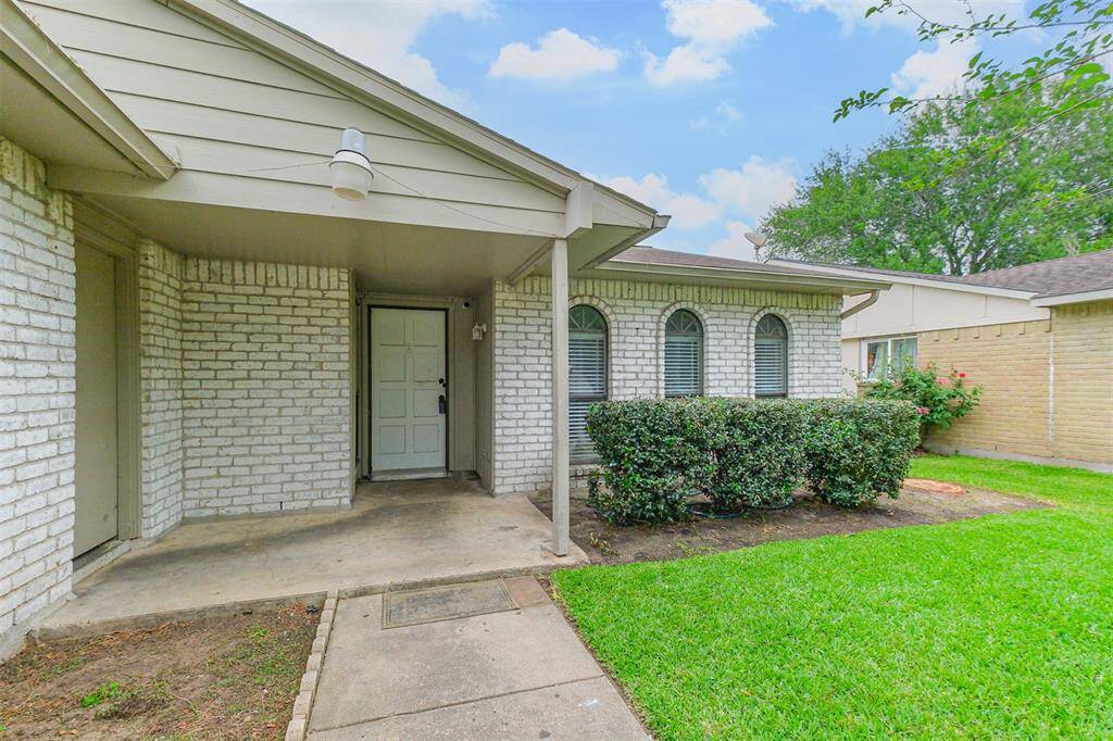 Covered front porch