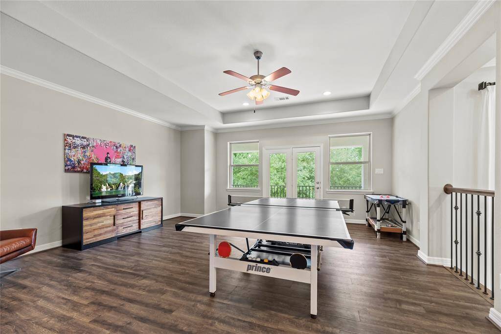 Whether utilized as an additional family space or a teen hangout area, the 2nd floor bonus room offers a multitude of possibilities. Easily arrange a couch and television for daily enjoyment and add a pool table or chess board for some friendly competition!