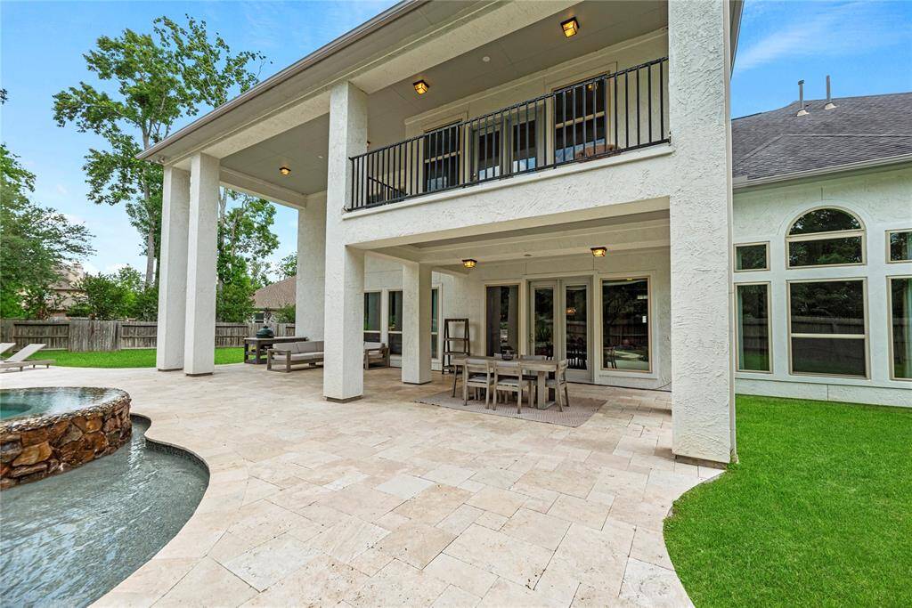 Sip morning coffee on the covered patio as you listen to your favorite Podcast or mix up your routine and grill breakfast sausages for the entire family to enjoy.