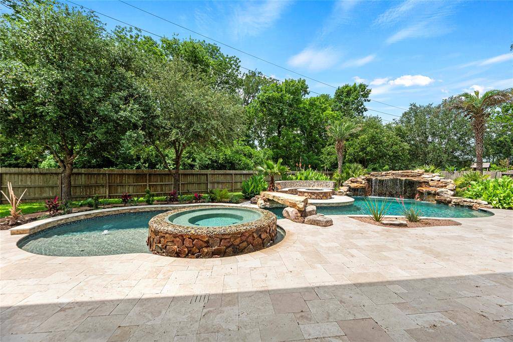 After a long day or just because you feel like it, take a dip in the heated swimming pool and enjoy the tranquility of the spa. Let the warmth soothe your muscles and allow the sparkling waters to relax your mind and spirit.