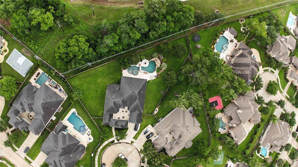 Not only is the backyard fully fenced-in, this 5,312sqft home wonderfully sits on a cul-de-sac lot. As a bonus, enjoy the peace and quiet of no back neighbors!