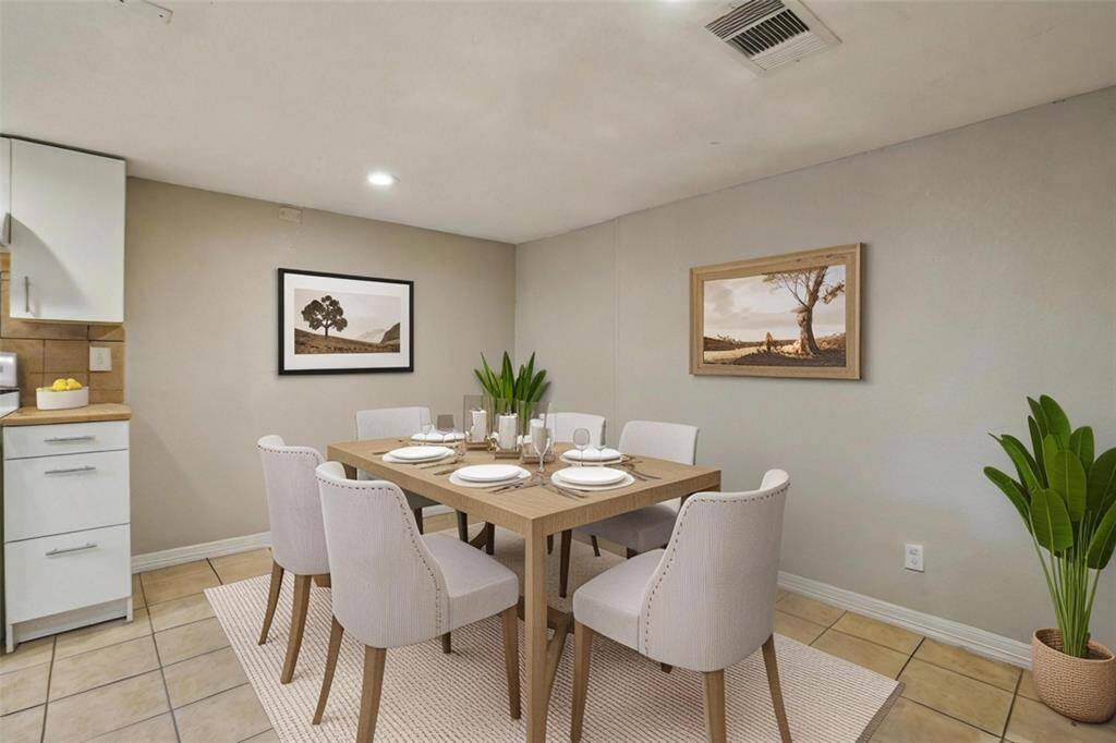 Unit 3 kitchen/dining area. [virtually staged].