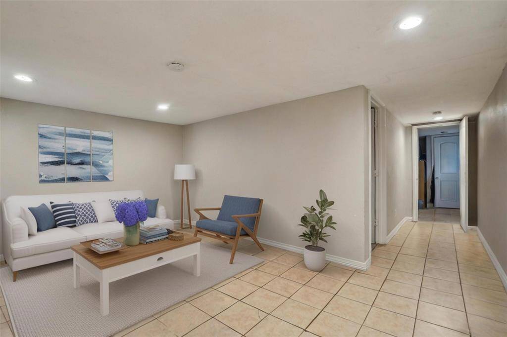 Unit 4 living room upon entry.
