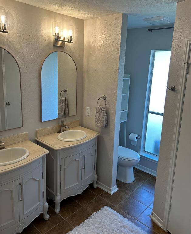 Primary bath with double vanity