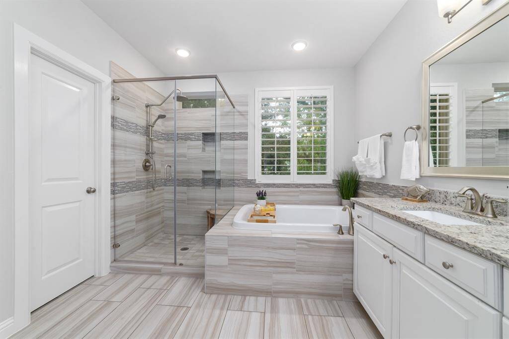 Luxury and relaxing primary bathroom.