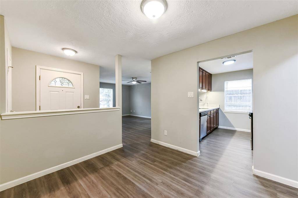 Dining room off kitchen