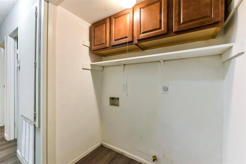 Laundry room in house