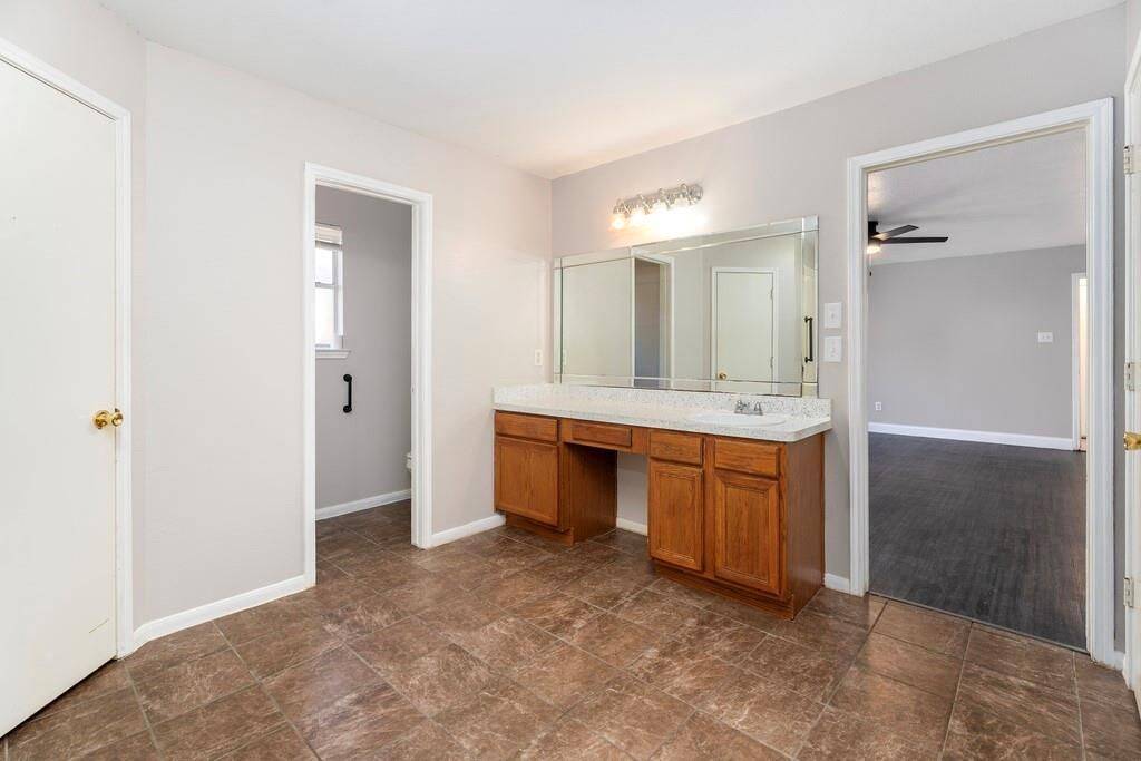 Primary Bath -  New Paint