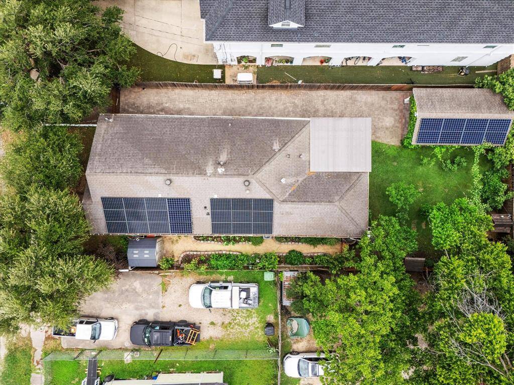 The home features a total of 29 solar panels across the main roof and carport, delivering a powerful 9.61 kW system that supports energy efficiency and helps reduce utility costs.