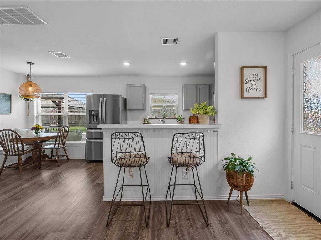 Breakfast bar with gorgeous paneling!