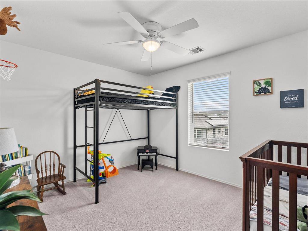Secondary bedroom 1