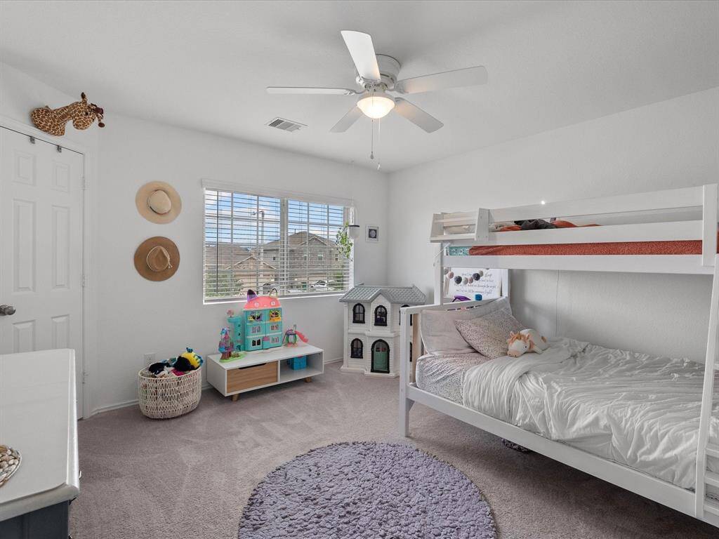 Secondary bedroom 2