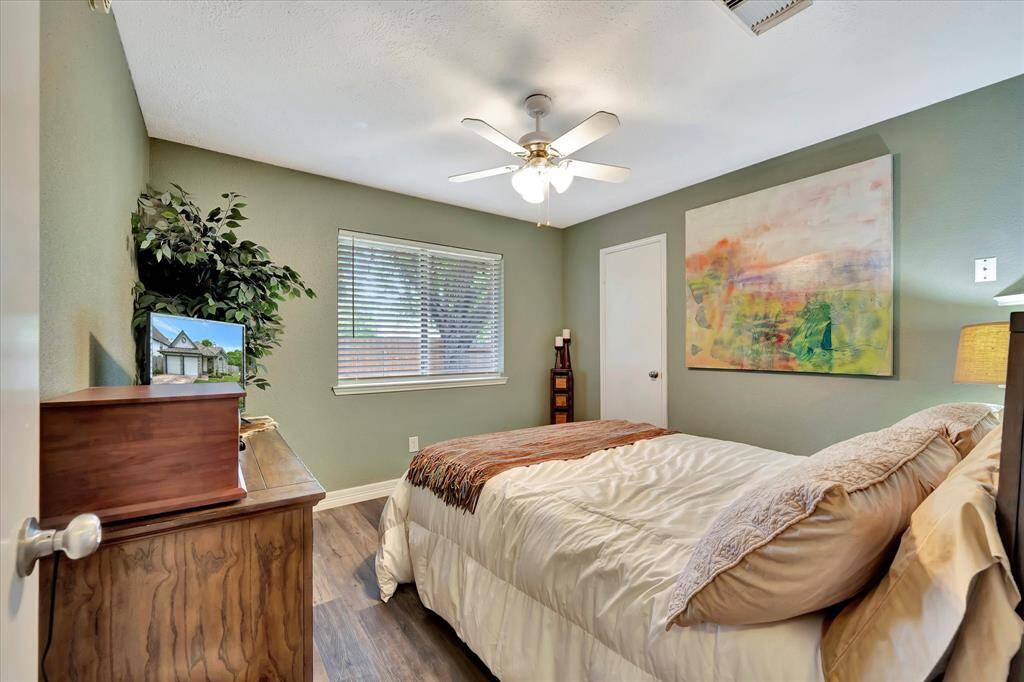 Secondary bedroom #2
