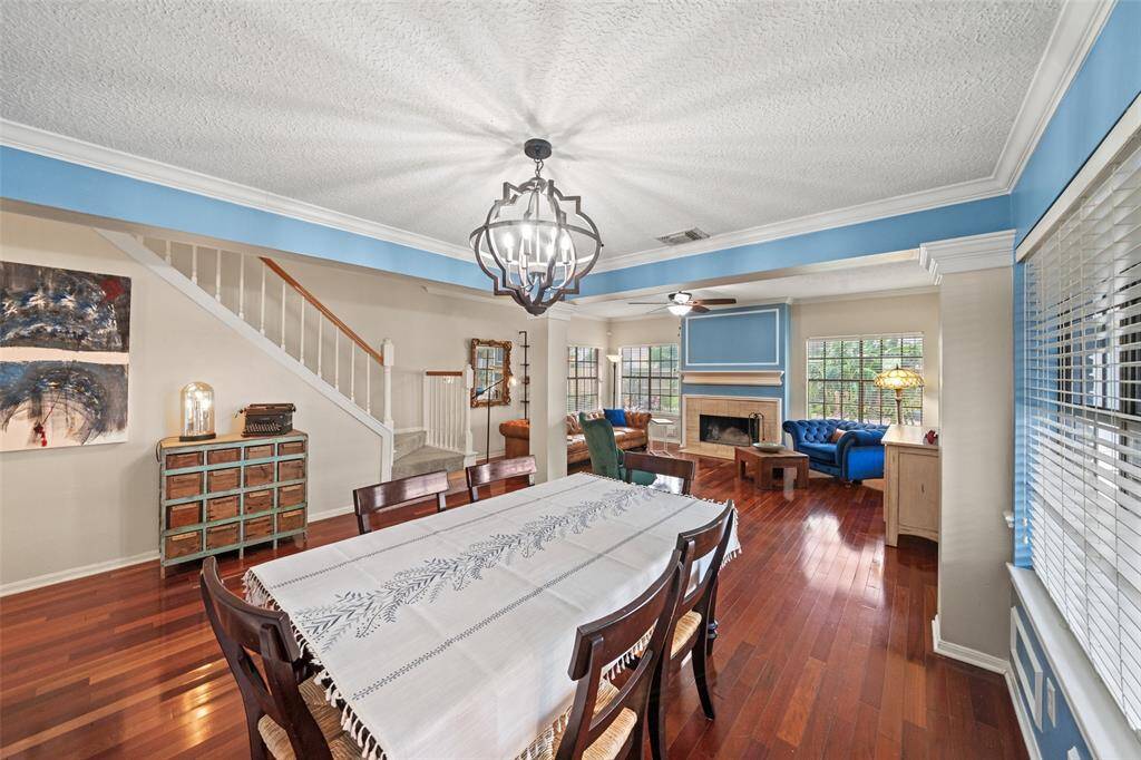 Dining Room/Living Room