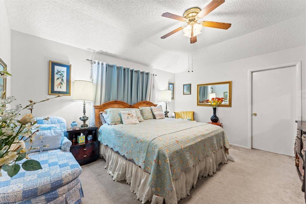 Spacious Primary Bedroom - Fresh Paint