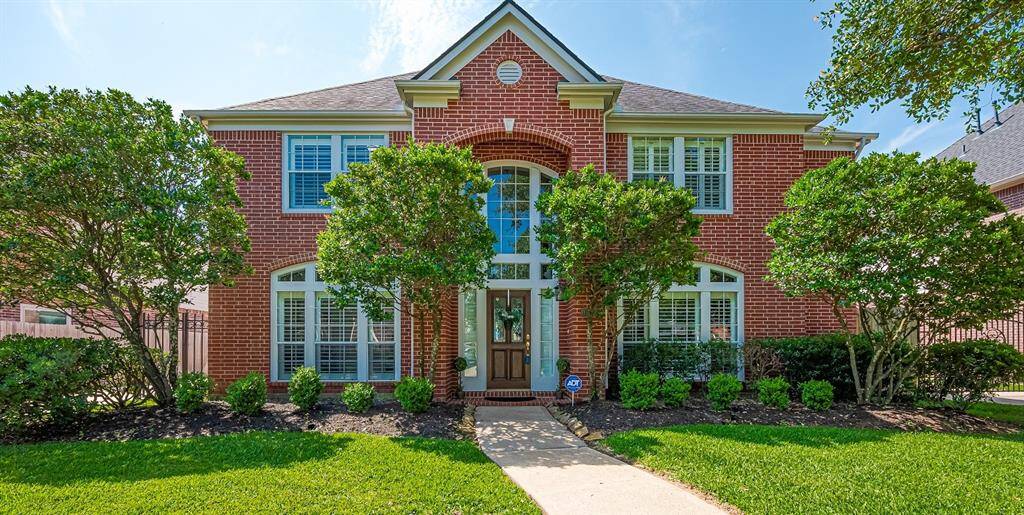 16323 Burham Park...Welcome Home!