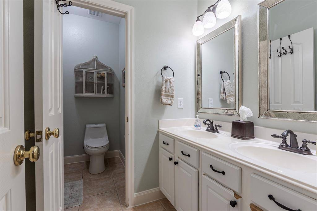 guest bath has dual sinks