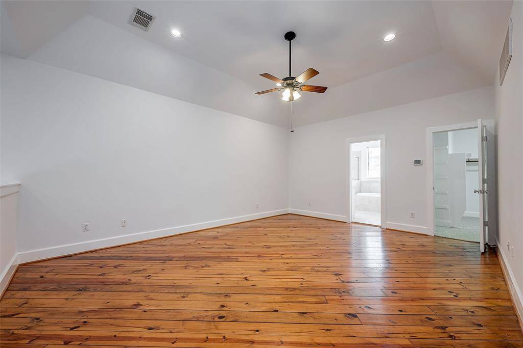 Another view looking toward the bath and closet