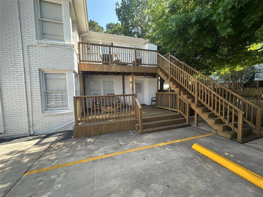 Bottom patio belongs to unit