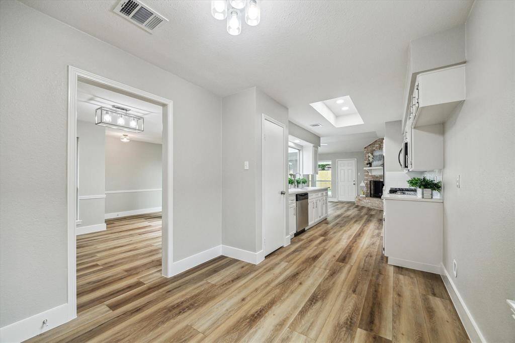Breakfast Nook area!