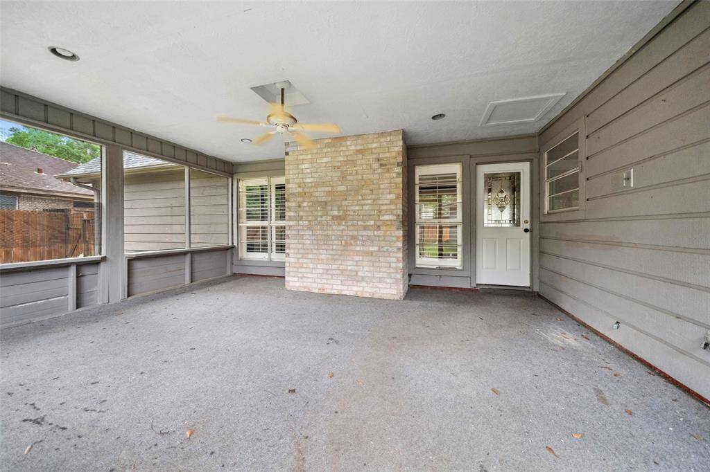 Screened porch.