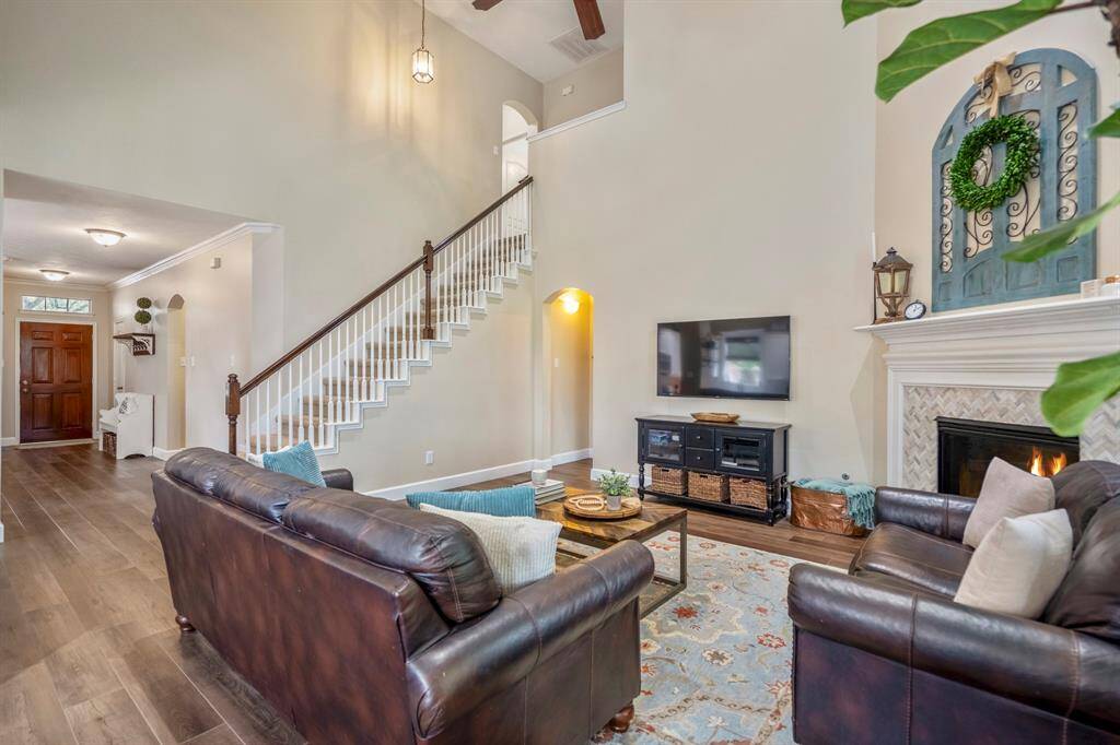 As you come in the front door - the space above the fireplace has the big WOW factor of the home, which is the perfect place for showcasing that one amazing piece of art that you want to display.